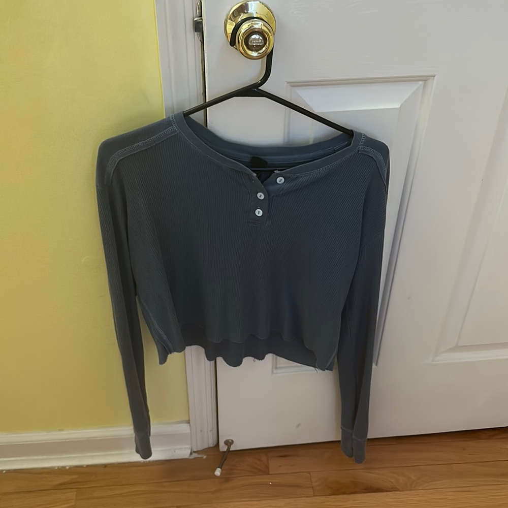 long sleeve crop top, blue, from wild fable, size medium